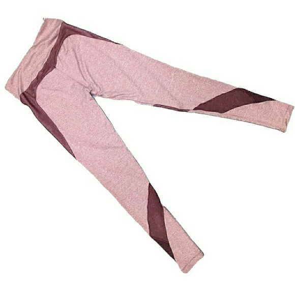 NEW - WNS QUICK DRY WORKOUT LEGGINGS W/ MESH SIDES - Picture 6 of 6